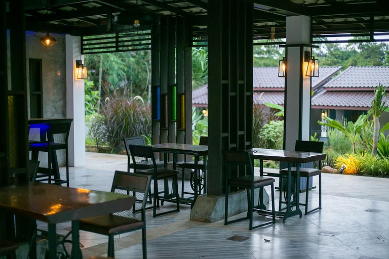 Food & Drinks, Loft Vintage Chalet Resort, Ko Lanta