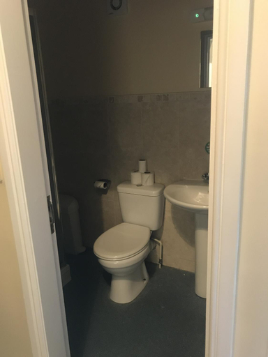 Bathroom 2, Soli Hostel, Staffordshire