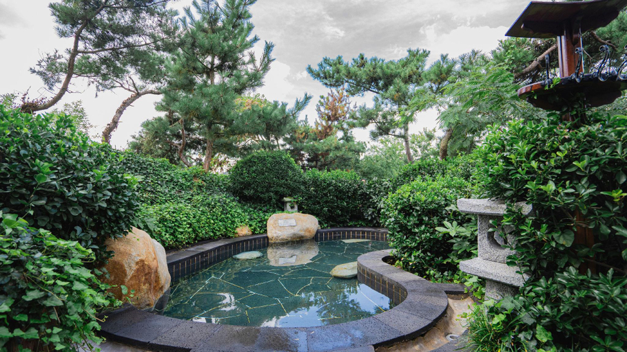 Sport & Beauty, Orange Hotel Weihai Wendeng City Center Mishan Road, Weihai