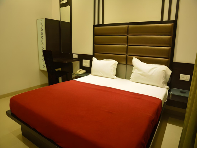 Bedroom 2, Hotel Corona, Bharuch