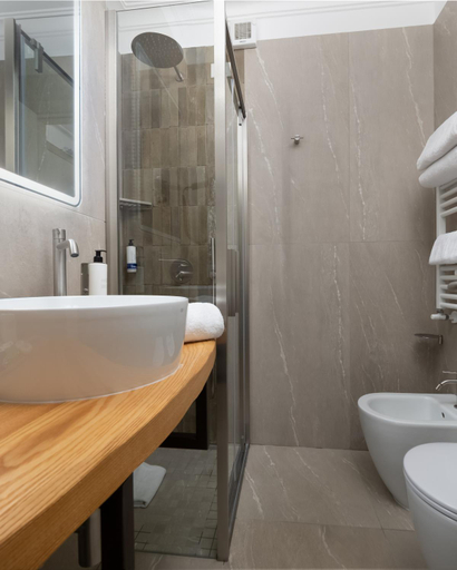 Bathroom 5, Hotel Gardenia Sorrento Ascend Hotel Collection , Napoli