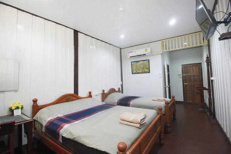 Bedroom 2, OB ARUN House, Bangkok Yai