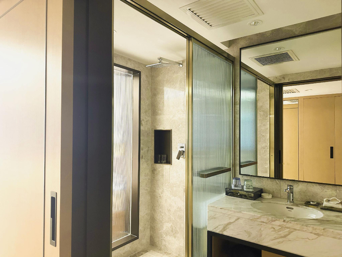 Others 4, Jin Du Hotel, Altay