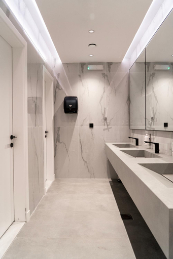 Bathroom 2, Serviced Apartments , Al Madinah Al Munawwarah