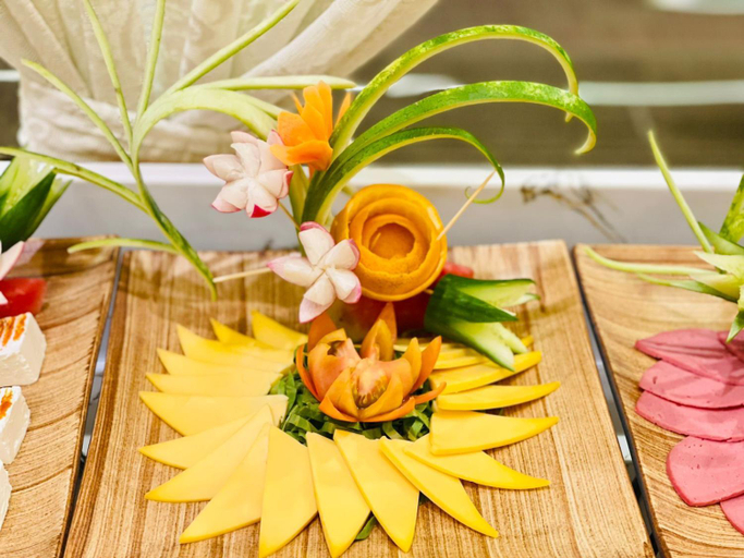 Food & Drinks 5, AL Muhaidb Residence Abha - Economic