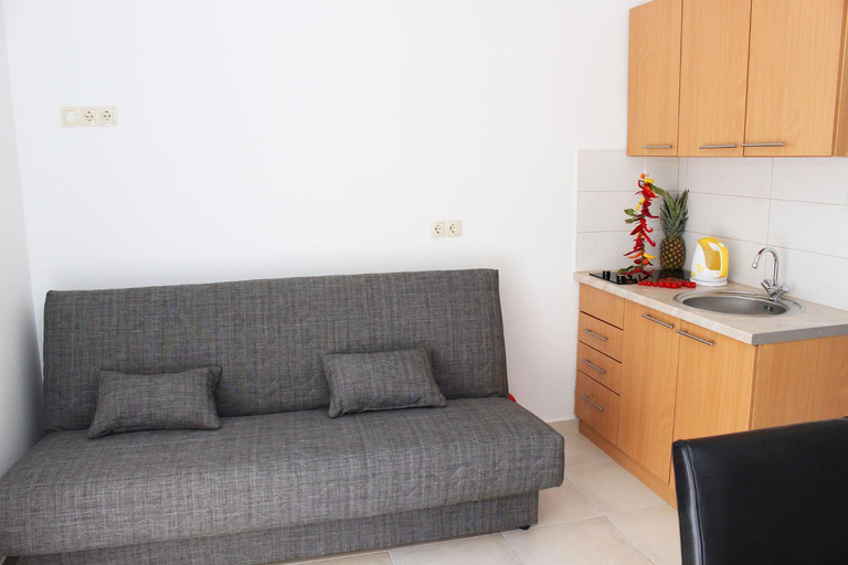 Others 2, Apartments Bella, Vodice
