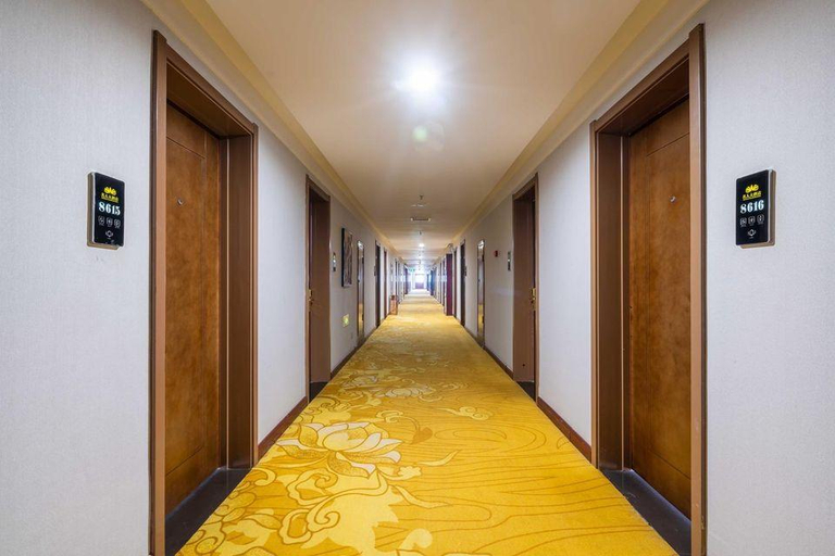 Others 2, Exclusive Celebrities Hotel, Jinzhong
