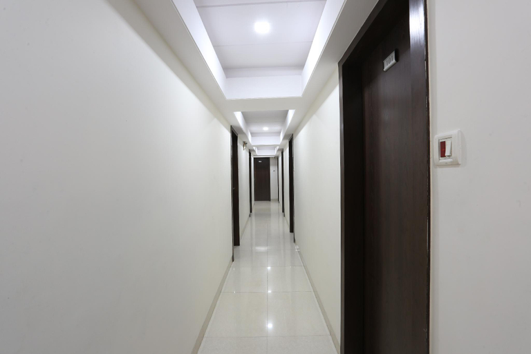 Others 3, Hotel Kamran Residency, Mumbai Suburban
