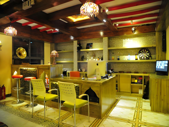 Food & Drinks 3, Ruo Chujian Youth Hostel, Lhasa