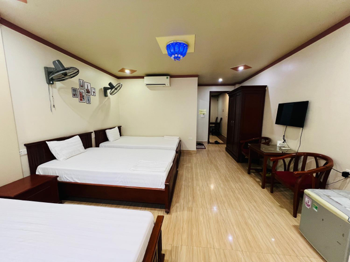 Bedroom 2, Gia Bao Hotel, Cát Hải