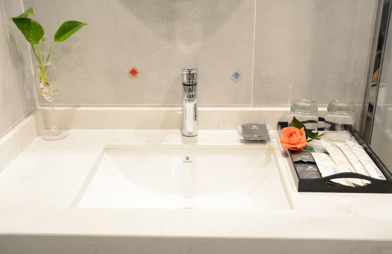 Bathroom 4, Chonpines Hotel North Xiamen Station Jimei University, Xiamen