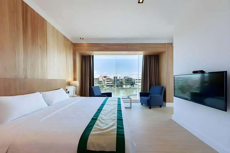 Bedroom, Read River, Tainan
