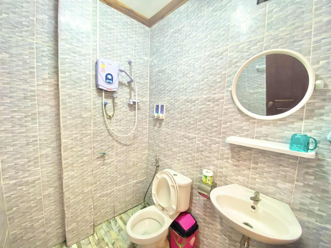 Bathroom 3, Suan Keo Place house, Luang Prabang