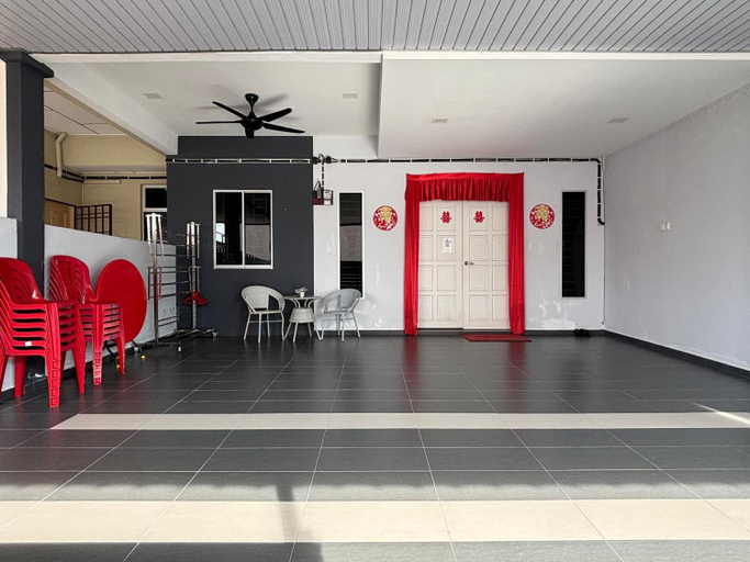 Others 5, 126HOMESTAY , Ledang