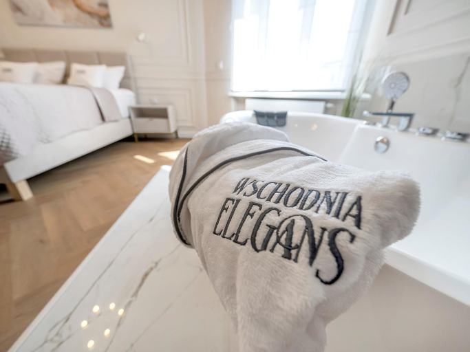 2, WSCHODNIA ELEGANS Aparthotel, Łódź