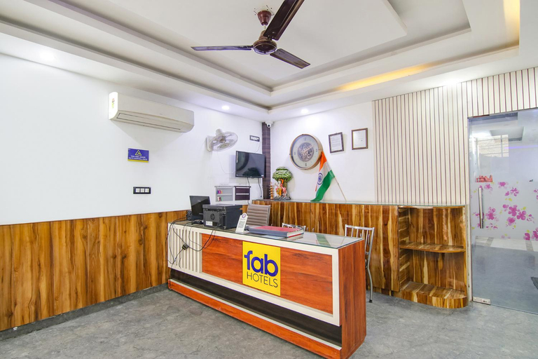 Public Area 2, FabHotel The Grand Heritage, Gurgaon
