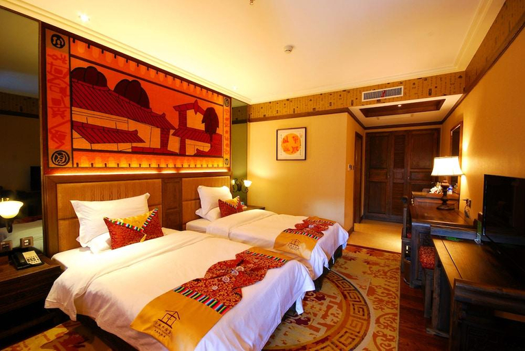 Bedroom 3, Lijiang Golden Path Hospitality Hotel, Lijiang