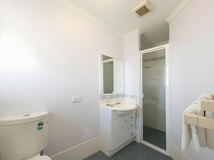 Bathroom 3, The Stella, Clarence Valley- Coast