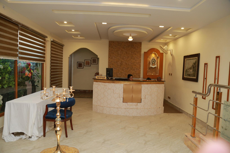 4, S R Lounge Multan, Multan