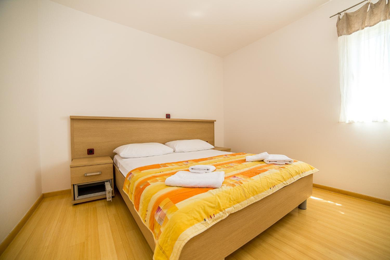 Bedroom 2, Villa Tucepi Beach, Tučepi