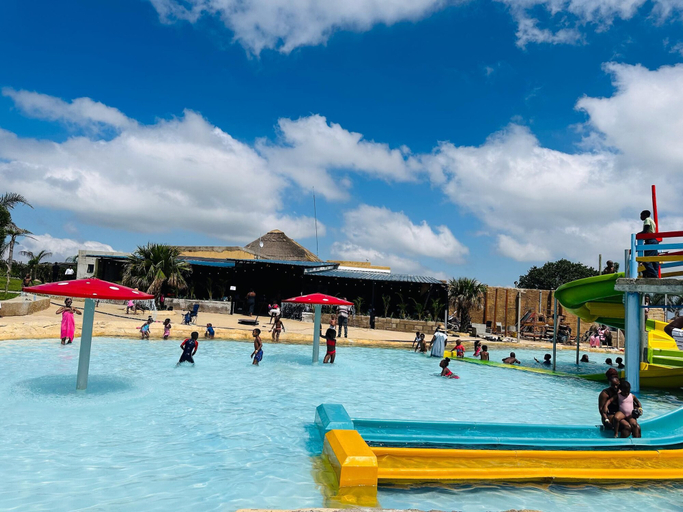 Exterior & Views, Sibebe Resort, Hhukwini