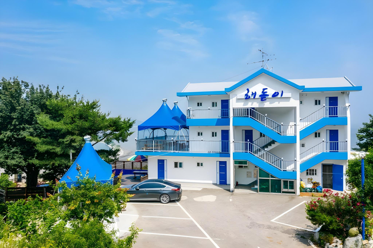 Others 3, Sunrise Pension, Ganghwa