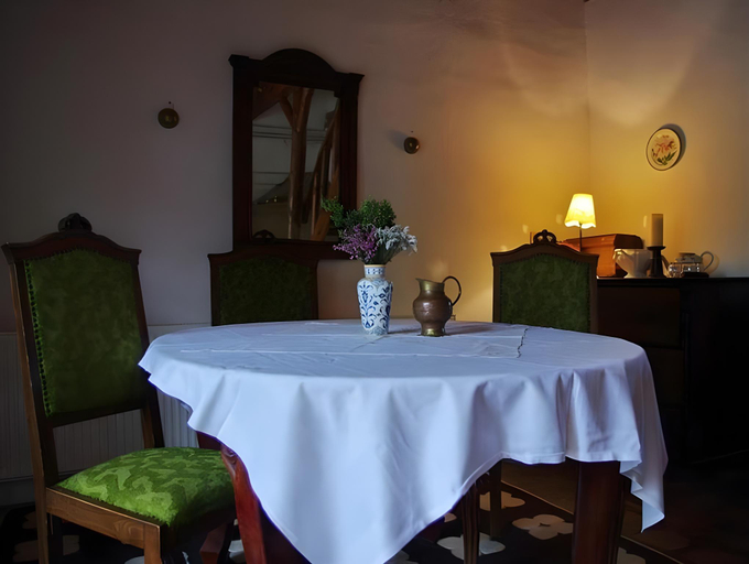 Food & Drinks 4, Kovirag Panzio, Tapolca