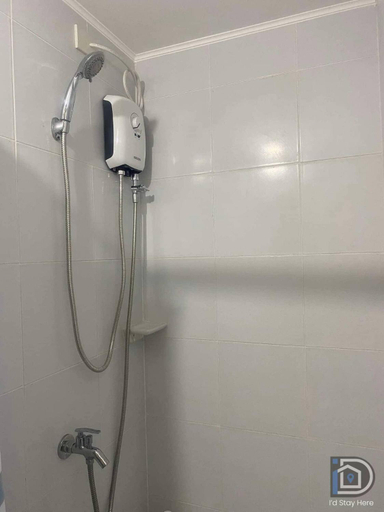 Bathroom 2, Dumaguete Marina Spatial Condo Unit, Dumaguete City
