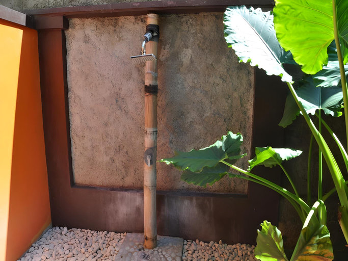 Bathroom 2, Rumah Samba Resort, Denpasar
