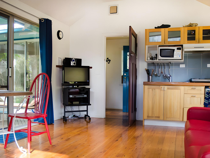 Others 4, Ashwood Cottages, Alpine - East