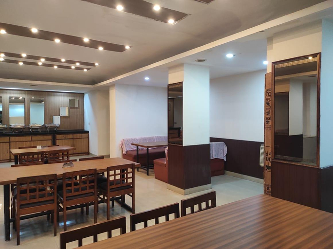 Food & Drinks 5, Ambarish Grand Residency, Kamrup Metropolitan