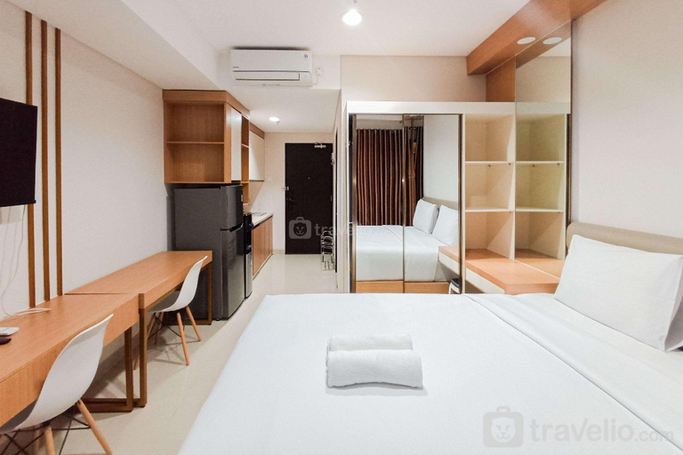 Bedroom 5, Home Studio Patraland Amarta Apartment By Travelio, Sleman