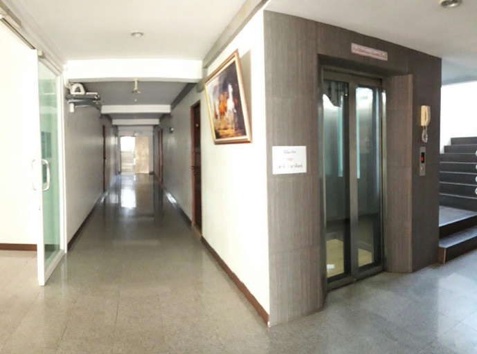 Others 5, DD Place, Muang Suphanburi