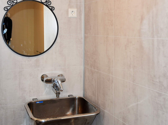 Bathroom 3, 4 Star Holiday Home in Oksvoll, Bjugn