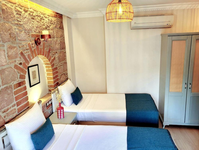 Bedroom 4, Cunda Rooms, Ayvalık