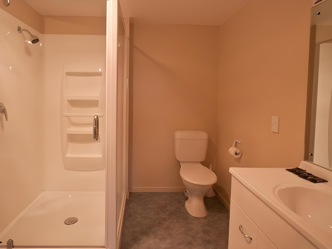 Bathroom 4, Phoenix Motels, Timaru