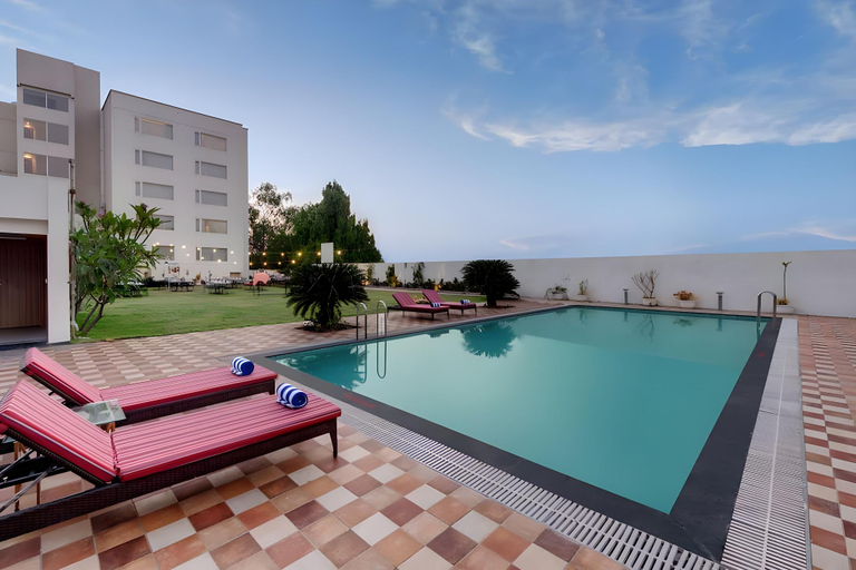 Sport & Beauty 2, Amarpreet, Chhatrapati Sambhajinagar - AM Hotel Kollection, Aurangabad