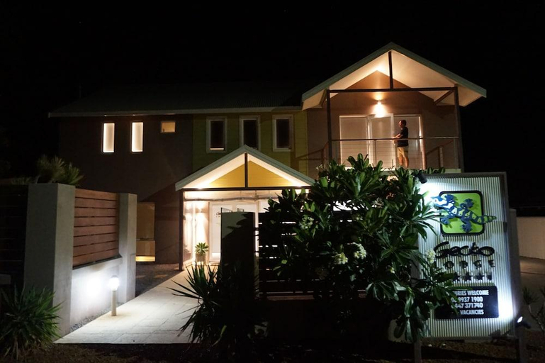 Exterior & Views 1, Gecko Lodge Kalbarri, Northampton