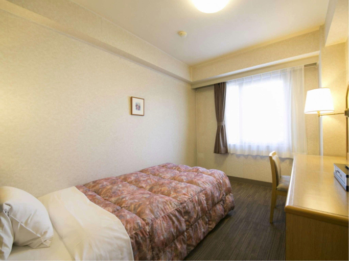 Bedroom 3, Yokkaichi City Hotel Annex, Yokkaichi