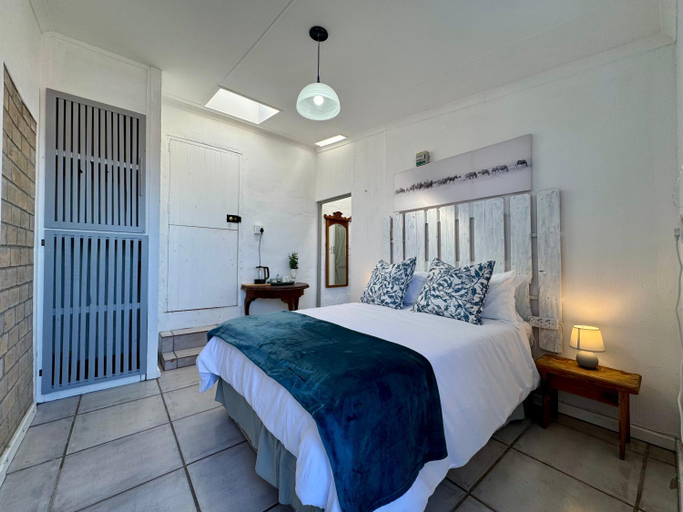 Bedroom 2, Garden Route Self-Catering, Eden