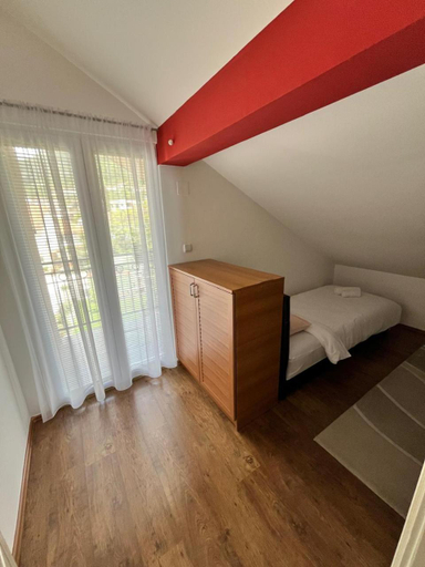 3, Apartments LungoMare