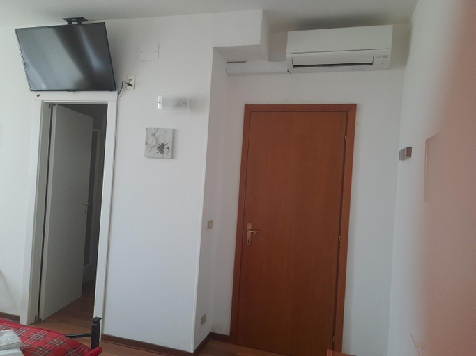 Others 4, B&B La Torre di Porta Maggiore, Ascoli Piceno