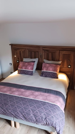 Bedroom 2, Les Nuits de Vieillespeze, Cantal
