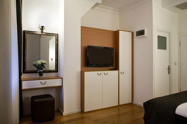 Bedroom 2, Jakaranda Istiklal Boutique Hotel, Beyoğlu