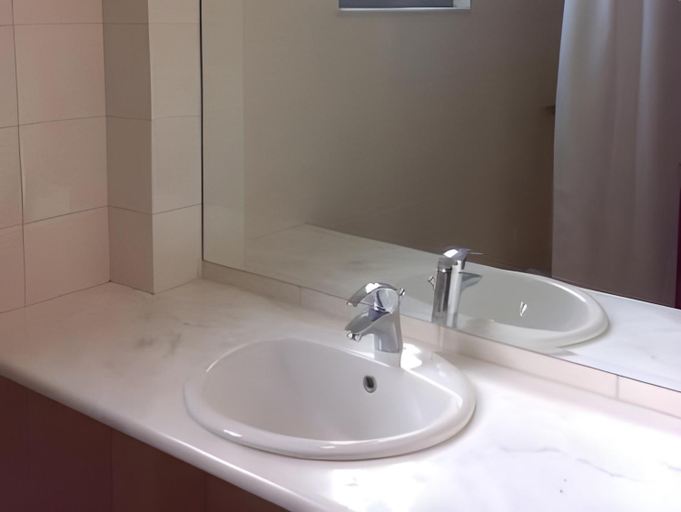 Bathroom 4, Africa Hotel, South Aegean