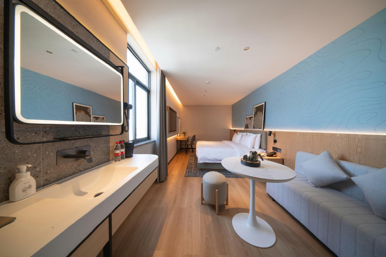 Bathroom, Country Inn & Suites by Radisson Wuhan Dongxihu Electromechanical City, Wuhan