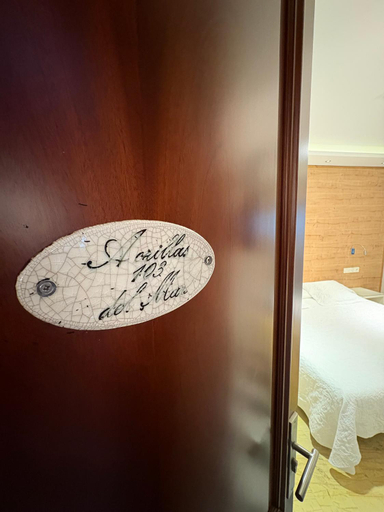 Bedroom 4, Hostal El Alojado de Velarde, Cádiz