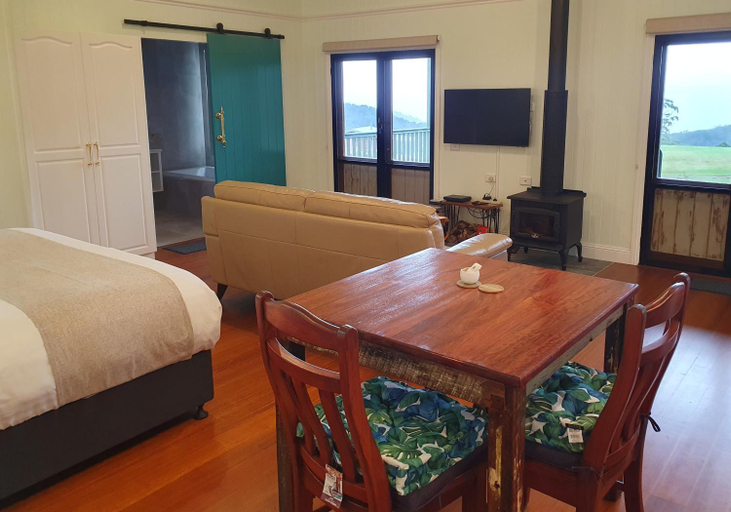 Bedroom, Couples Accessible Cabin, Zarina Country Cabins, 6, Caloundra - Hinterland