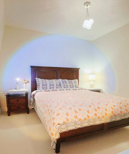 Bedroom 2, Spotless & Quiet Haven - Cozy Rest Guaranteed - Peaceful Sanctuary, Pure Comfort, Free Parking & Fas, Greater Vancouver