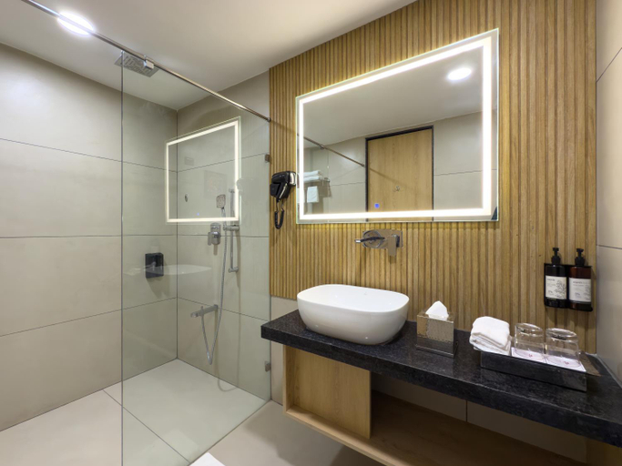 Bathroom 5, Regenta Resort Vindhyachal, Statue of Unity Hotel, Narmada